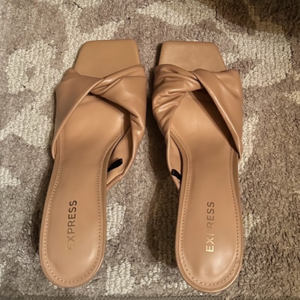 Express Twist Strap Mule Sandals, Size 7, Pecan